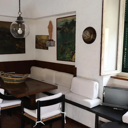 Apartment La Casa Dei Gabbiani *